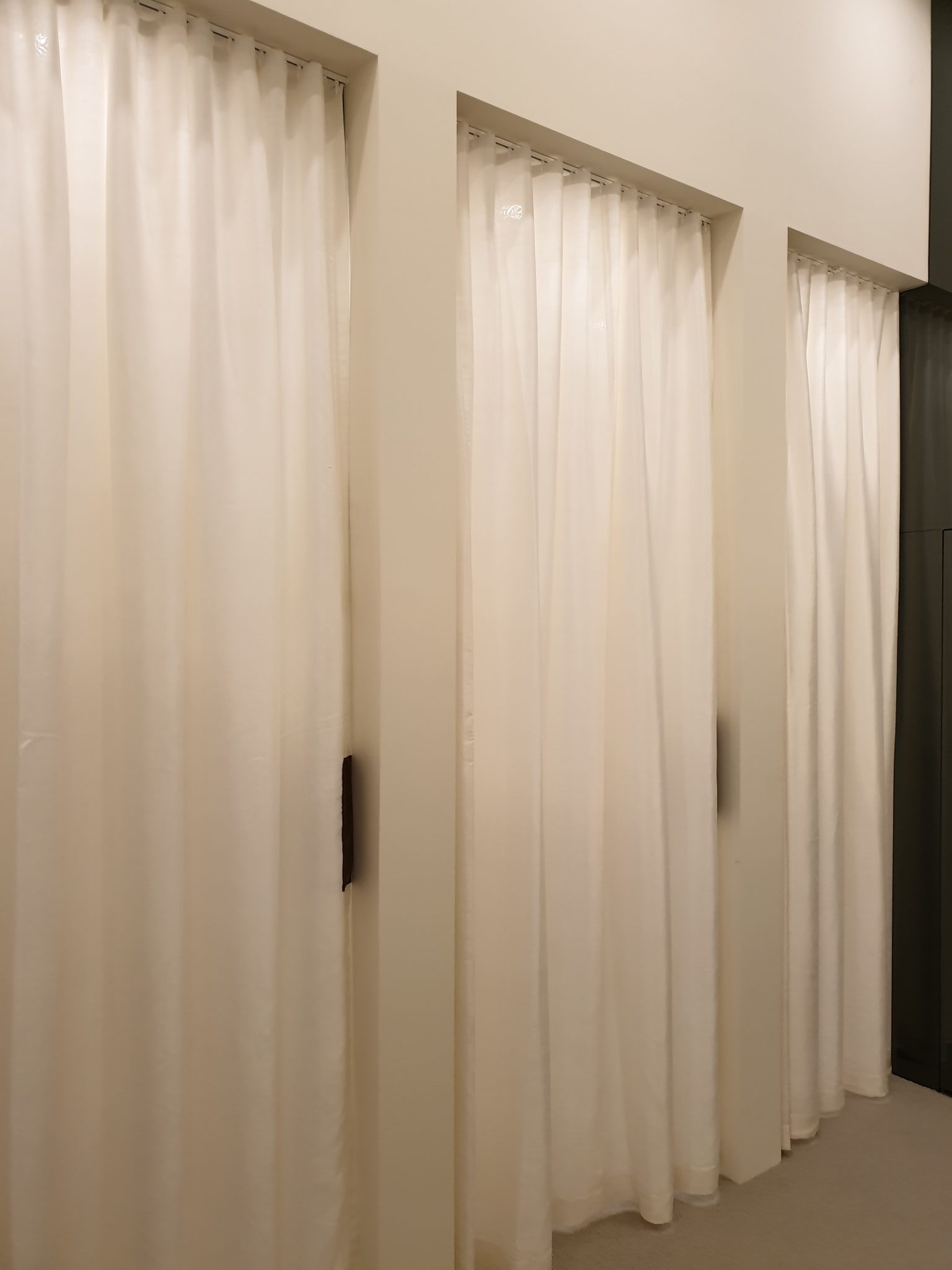 Silk Laundry - 22
